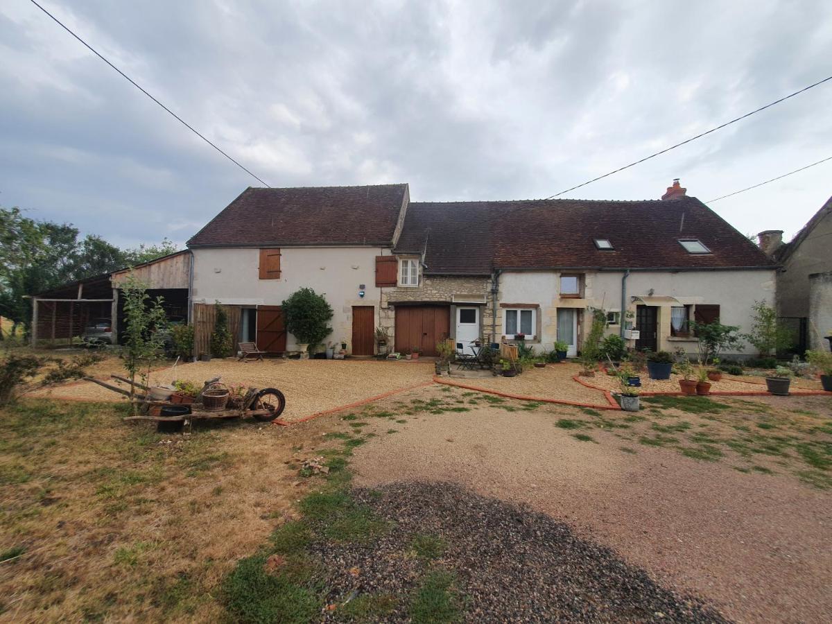Logis Cote Jardin Villa Varennes-les-Narcy Eksteriør billede